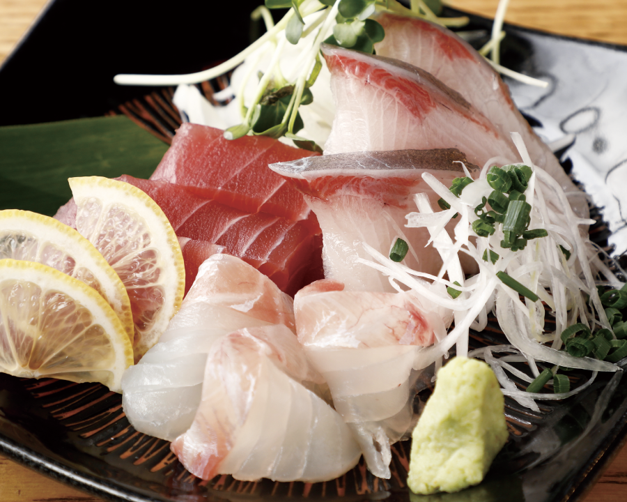 お蕎麦のお供に 刺身小鉢