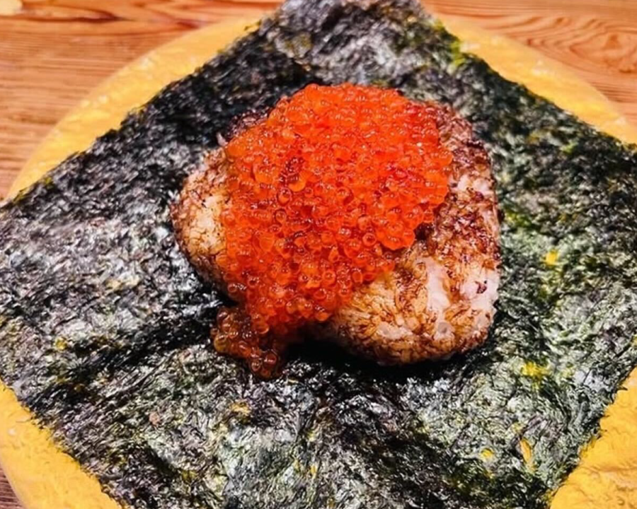 幸せのおにぎりいくらのせ